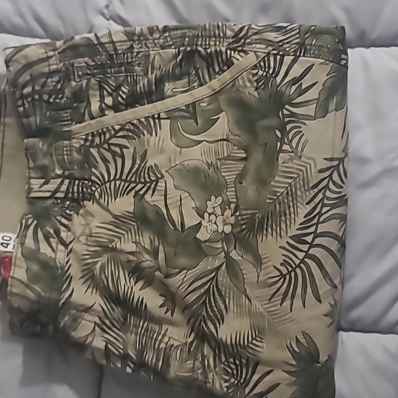 Men's shorts - Picture 4 of 6